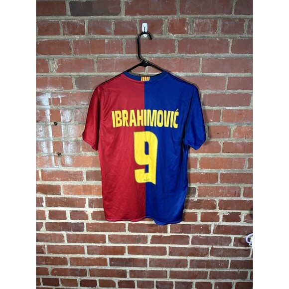 FCB Barcelona Official Brand Zlatan Ibrahimovic 9 Shirt 09-11 Jersey Adult Small - Picture 1 of 8